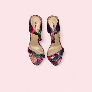 JustFab Tropical Floral Open-Toe Sandals in Multicolor